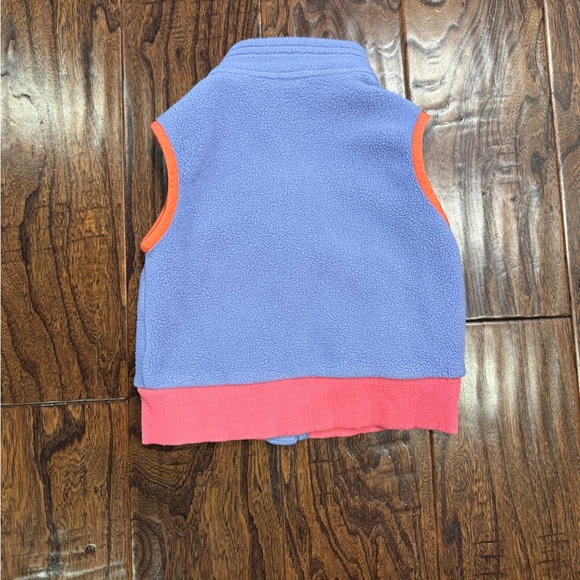 Vest - Picture 2 of 3